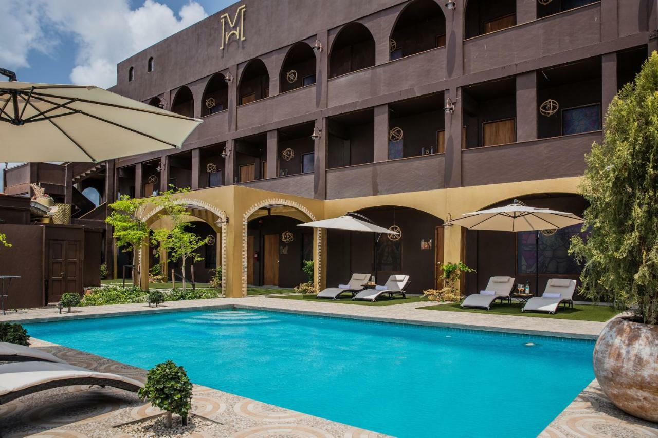 Monastery Suites Oranjestad Luaran gambar