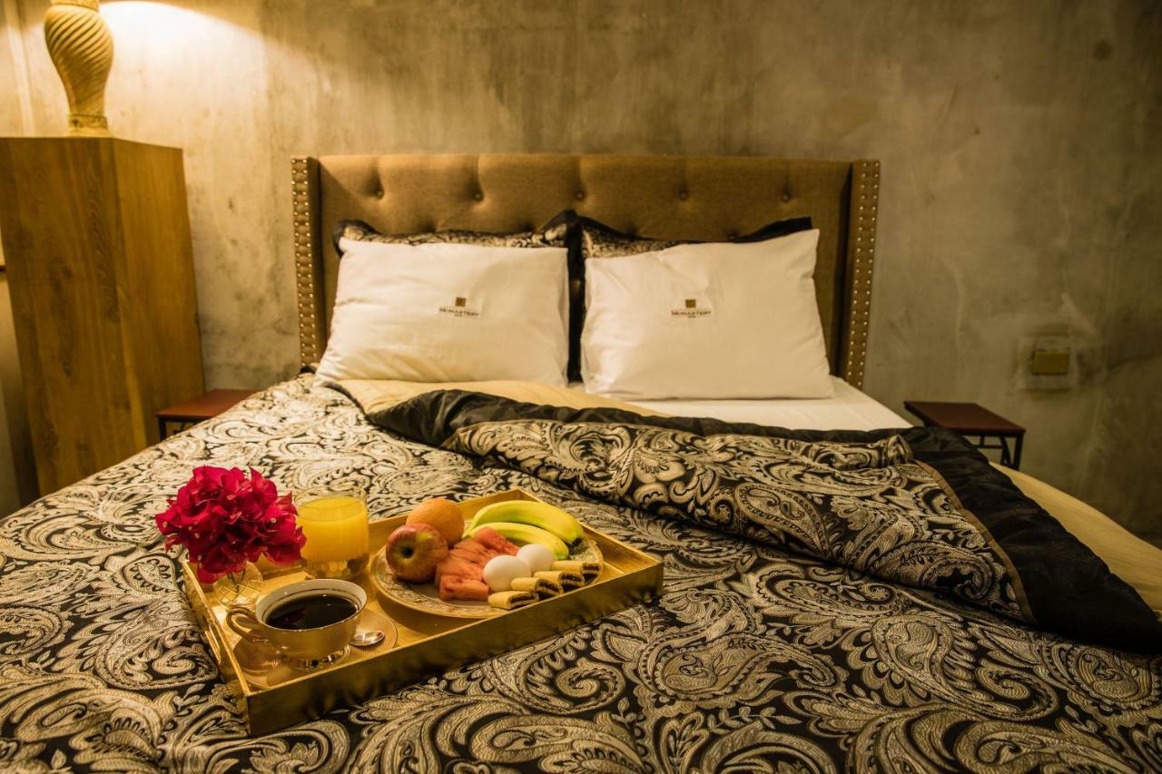 Monastery Suites Oranjestad Luaran gambar
