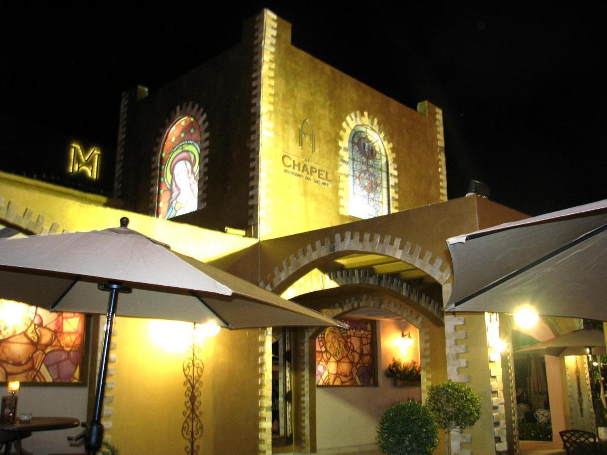 Monastery Suites Oranjestad Luaran gambar