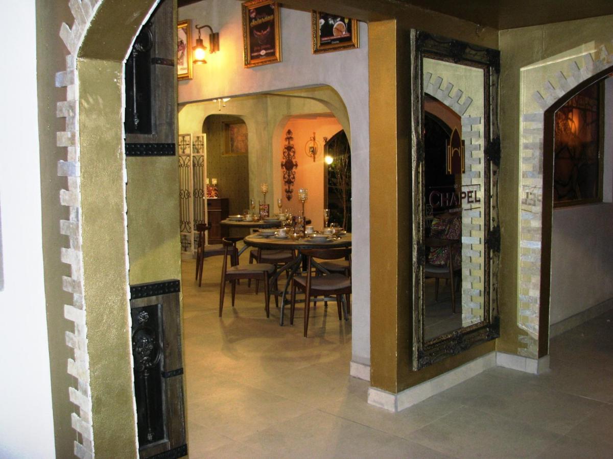 Monastery Suites Oranjestad Luaran gambar