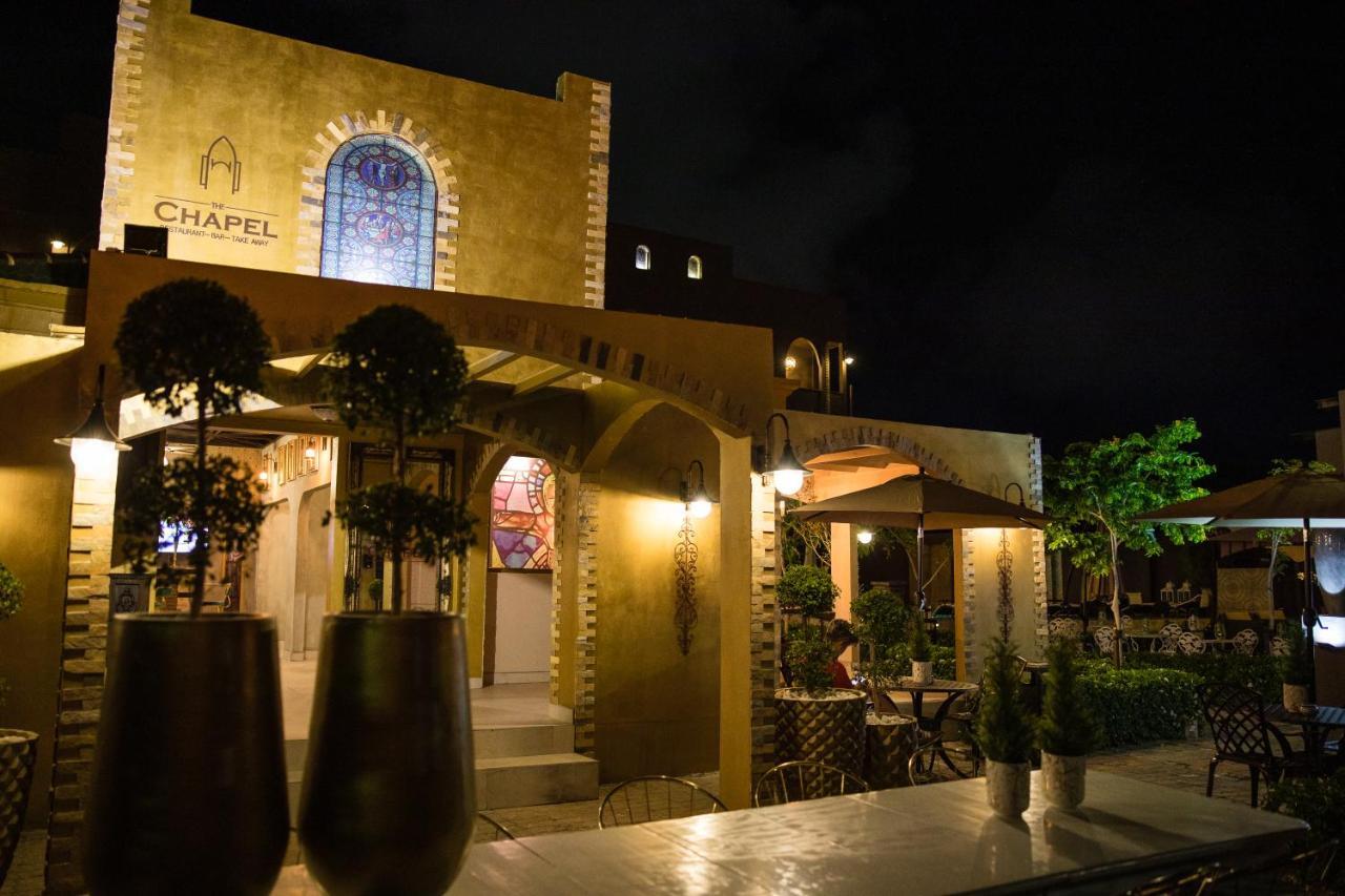 Monastery Suites Oranjestad Luaran gambar